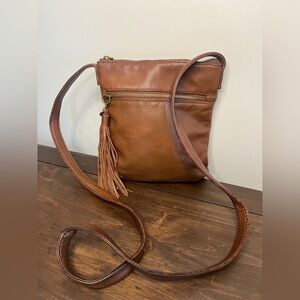 Hobo Sarah Leather Crossbody Handbag.